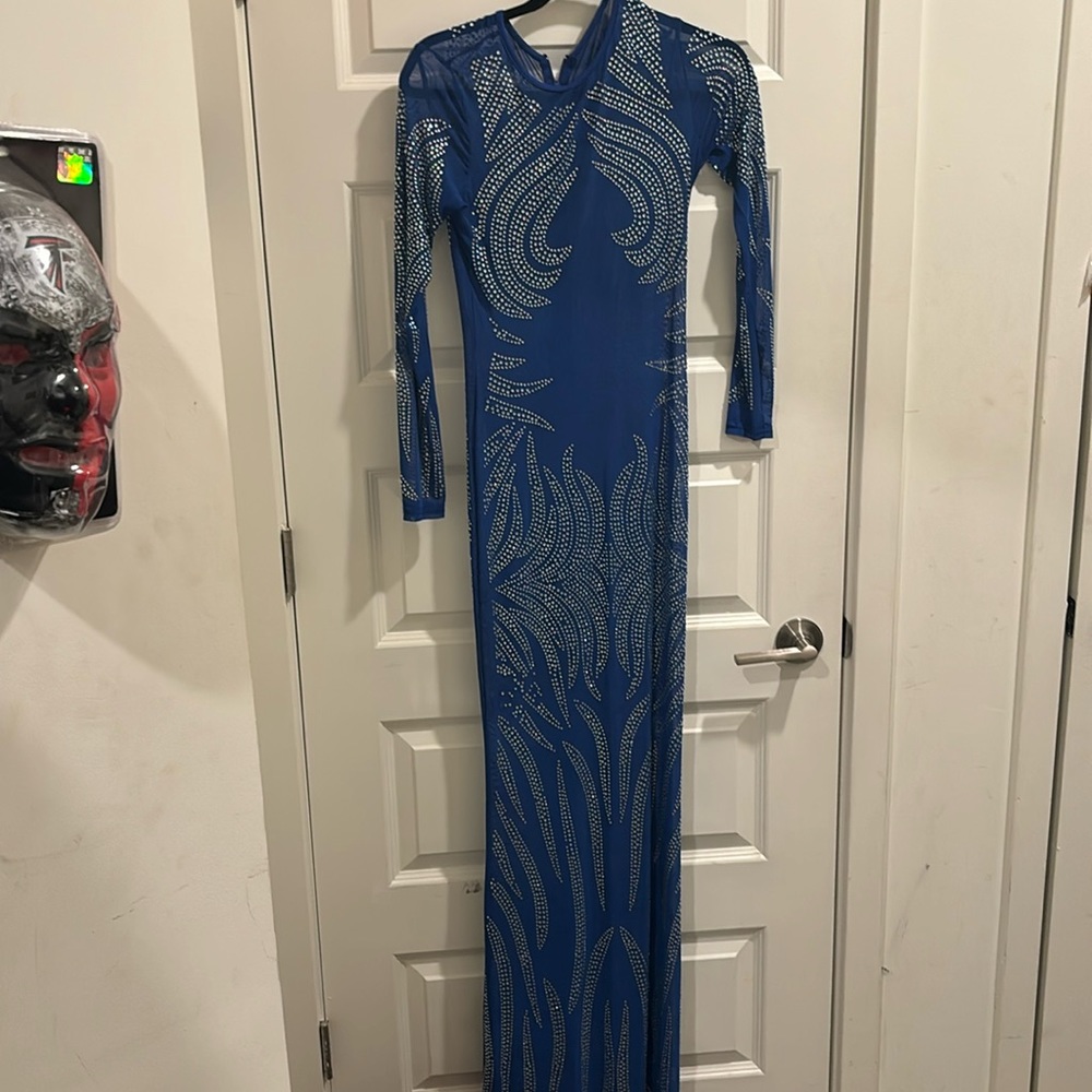 Blue long sleeve maxi dress with rhinestones
